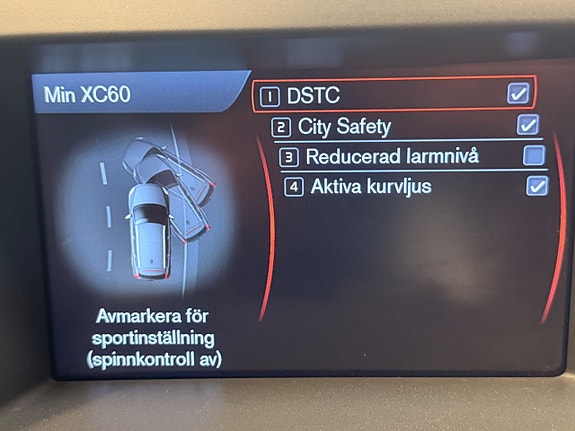 Volvo XC60 17 of 22