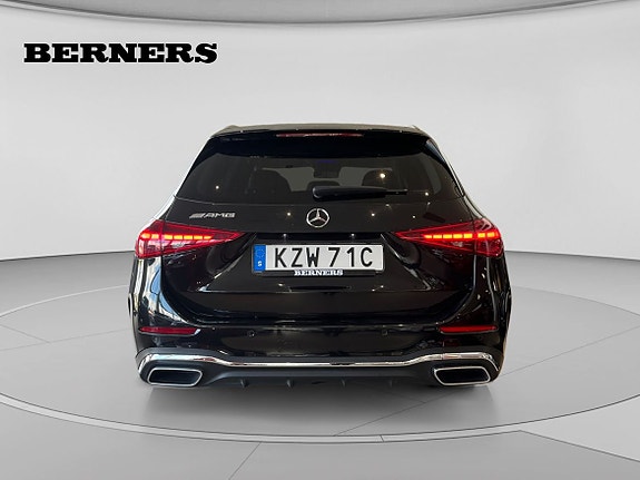 Mercedes-Benz C300 4 of 13