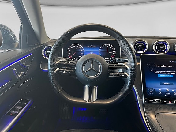 Mercedes-Benz C300 11 of 13