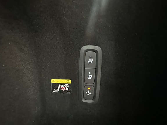 Volvo V60 27 of 30