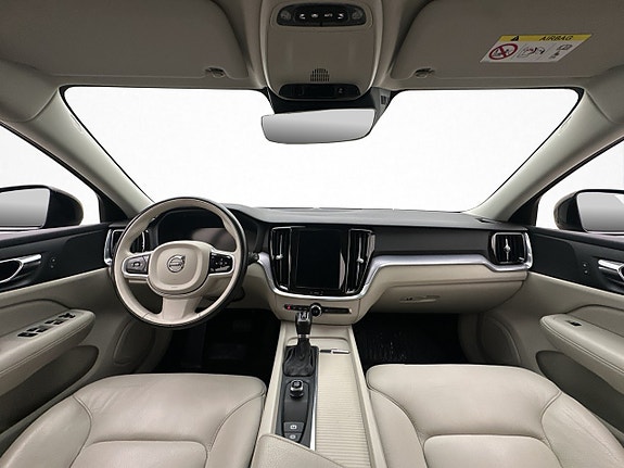 Volvo V60 22 of 30