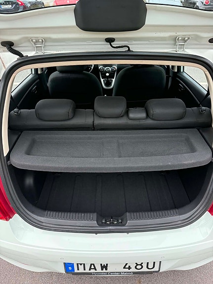 Hyundai i10 12 of 22