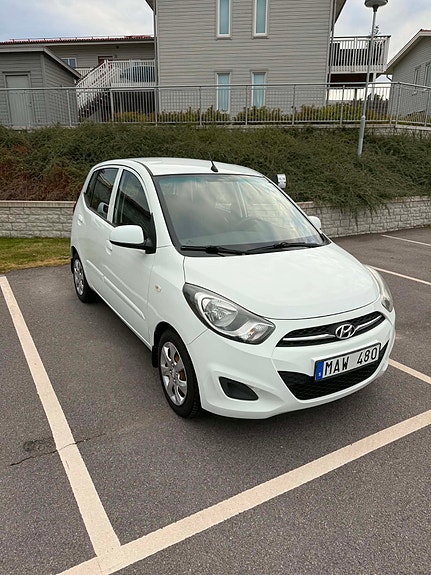 Hyundai i10 5 of 22