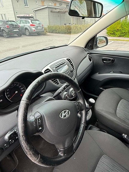 Hyundai i10 19 of 22