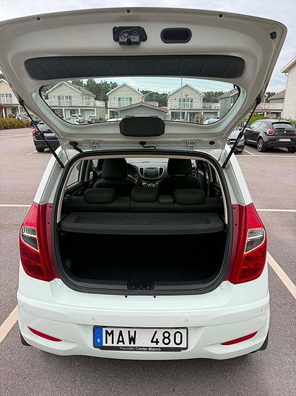 Hyundai i10 17 of 22