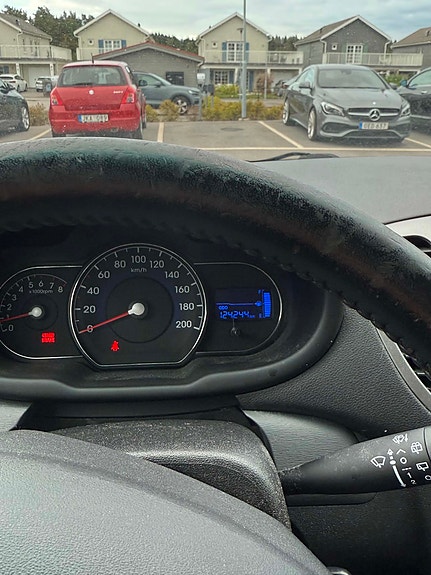 Hyundai i10 20 of 22