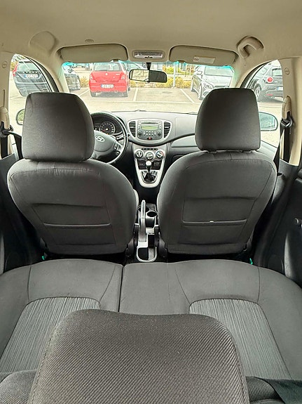 Hyundai i10 16 of 22