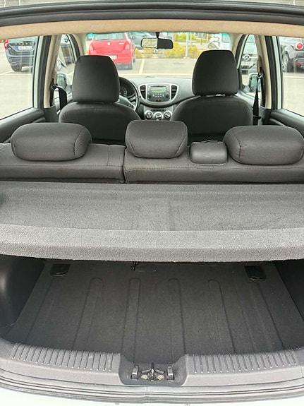 Hyundai i10 13 of 22