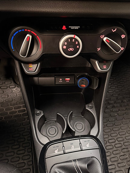 Kia Picanto 5 of 7