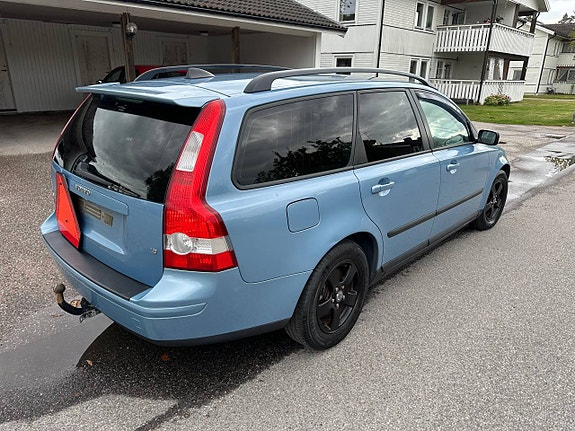 Volvo V50 7 of 12