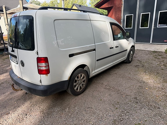 Volkswagen Caddy Maxi 2 of 7