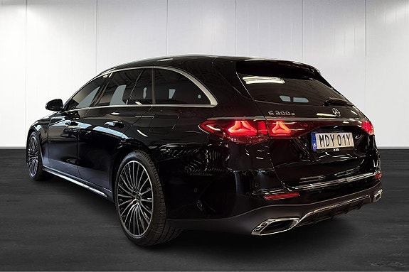 Mercedes-Benz E300 e 4 of 26