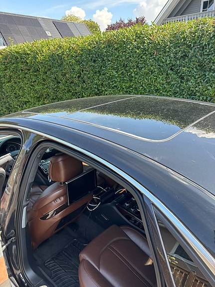 Audi A8 6 of 7
