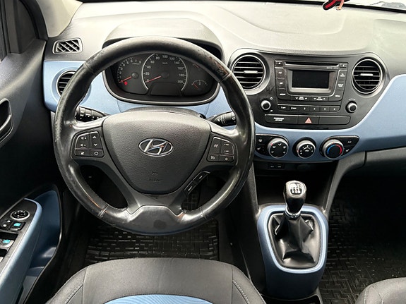 Hyundai i10 14 of 15