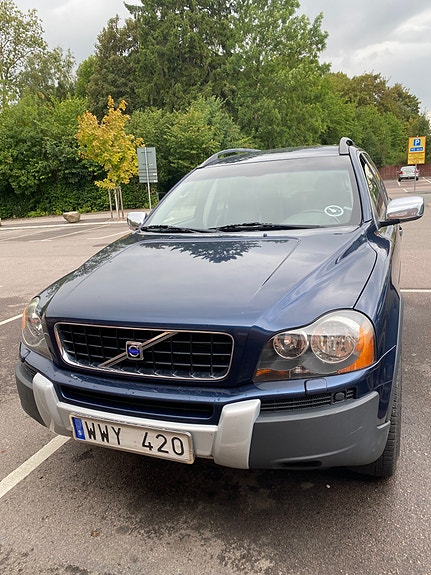 Volvo XC90 11 of 11