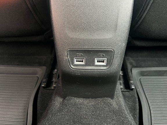 Peugeot e-208 17 of 19