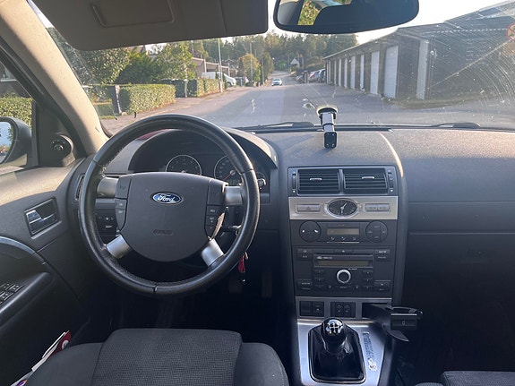 Ford Mondeo 4 of 5