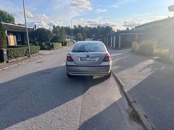 Ford Mondeo 3 of 5