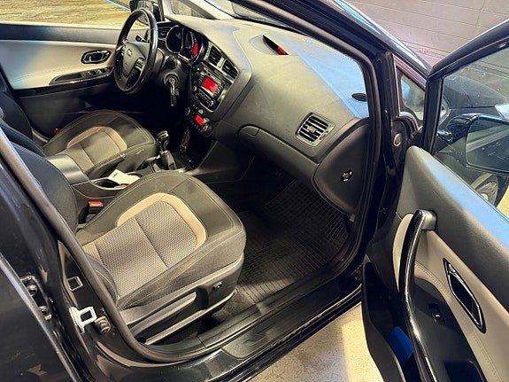 Kia Ceed 9 of 12