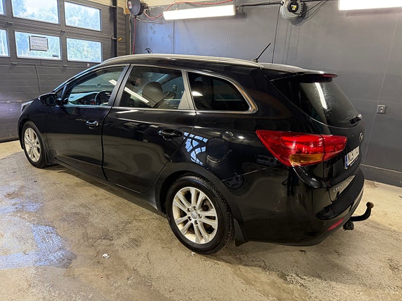 Kia Ceed 4 of 12