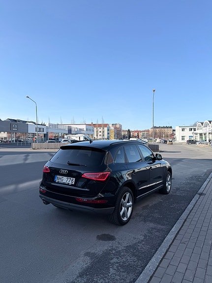 Audi Q5 4 of 11