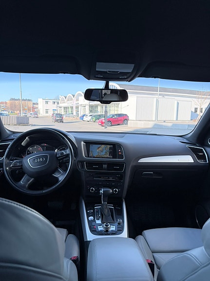 Audi Q5 7 of 11