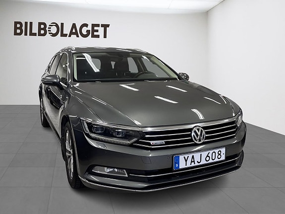 Volkswagen Passat 5 of 11