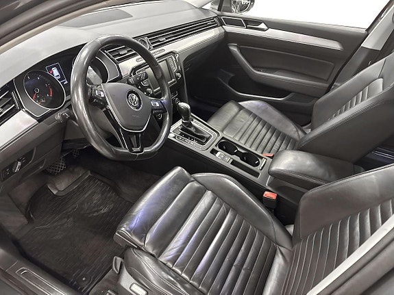 Volkswagen Passat 6 of 11