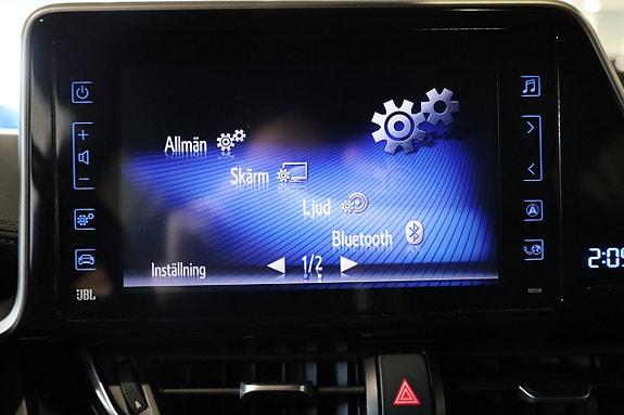 Toyota C-HR 19 of 28
