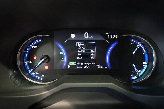 Toyota RAV4 25 of 29