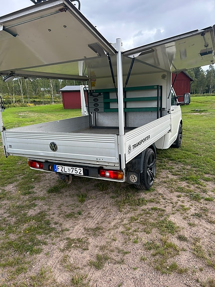 Volkswagen Transporter 3 of 4