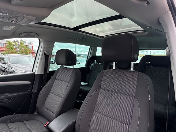Volkswagen Sharan 18 of 23