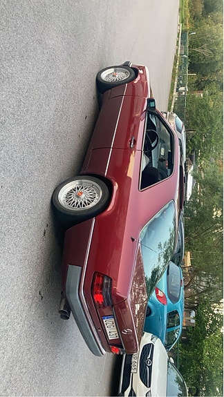 Mercedes-Benz 300 CE 3 of 7