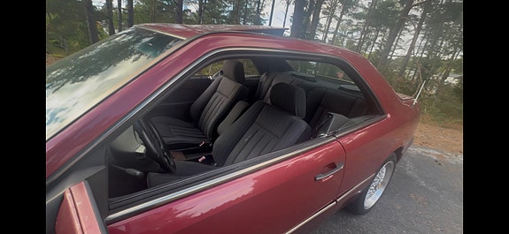 Mercedes-Benz 300 CE 5 of 14