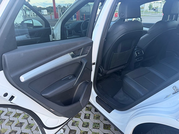 Audi Q5 13 of 16