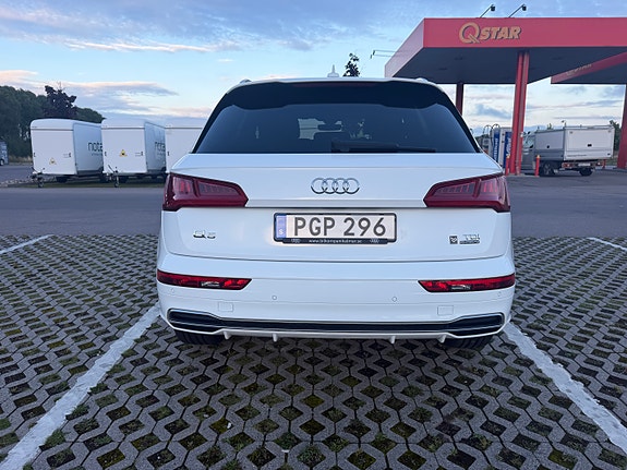 Audi Q5 6 of 16