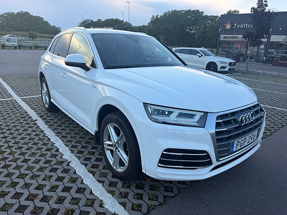 Audi Q5 3 of 16