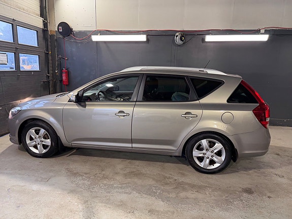 Kia Ceed 3 of 13