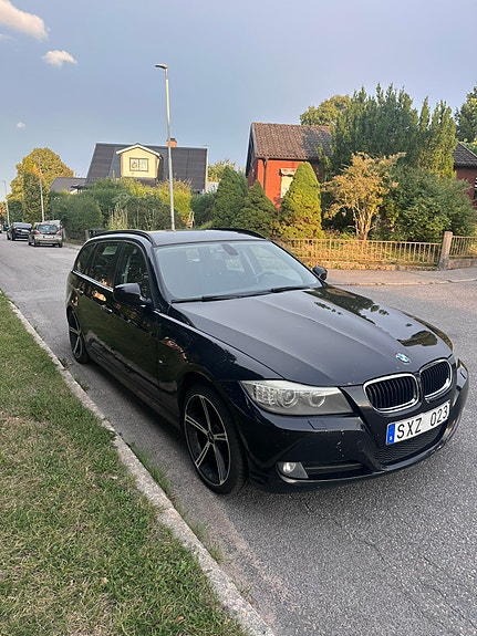BMW 320d 2 of 7
