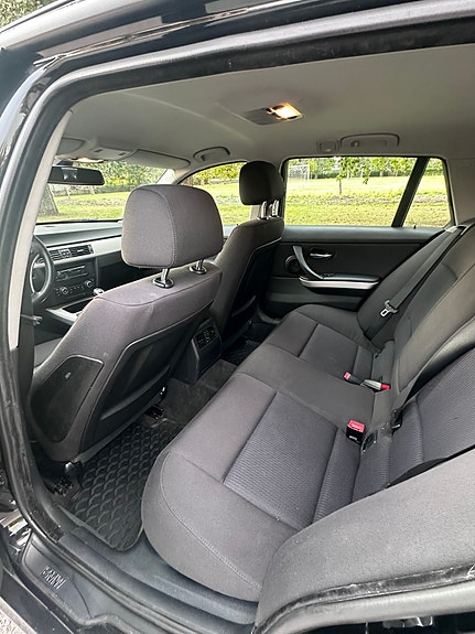 BMW 320d 6 of 7