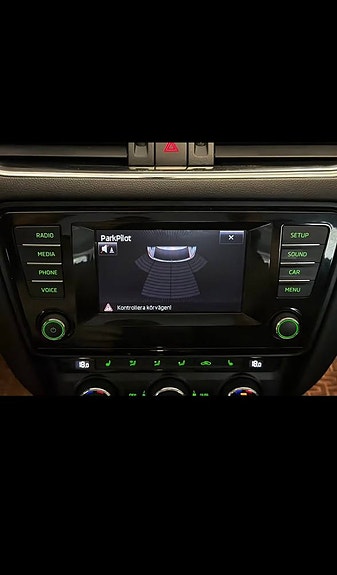 Skoda Octavia 9 of 12