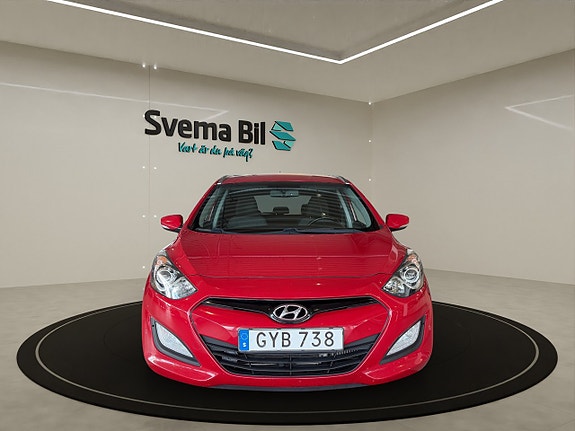 Hyundai i30 2 of 13