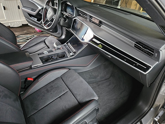 Audi A6 14 of 17