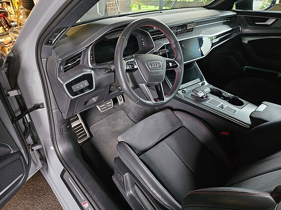 Audi A6 12 of 17