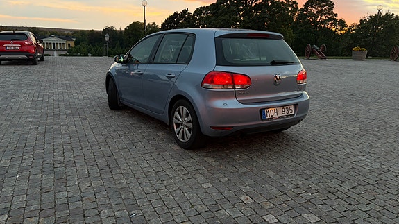 Volkswagen Golf VI 2 of 8
