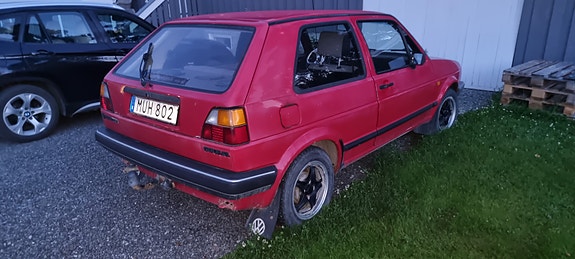 Volkswagen Golf II 2 of 8