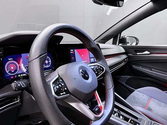 Volkswagen Golf I 13 of 30