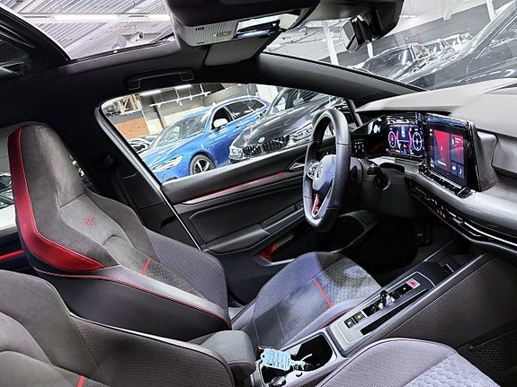Volkswagen Golf I 5 of 30