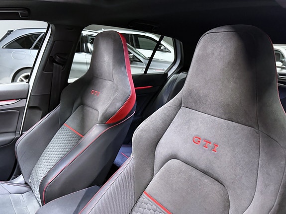 Volkswagen Golf I 7 of 30