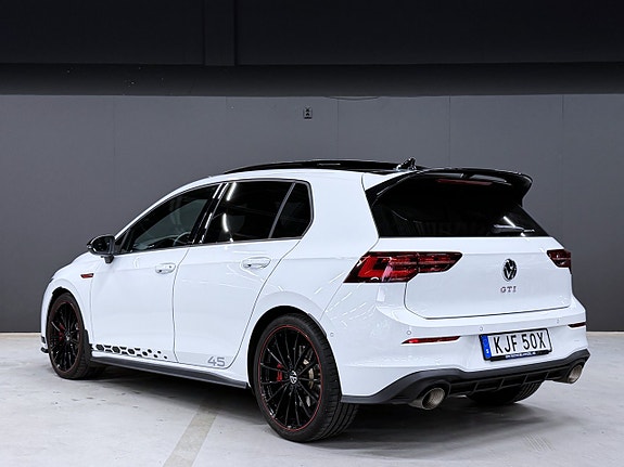 Volkswagen Golf I 2 of 30